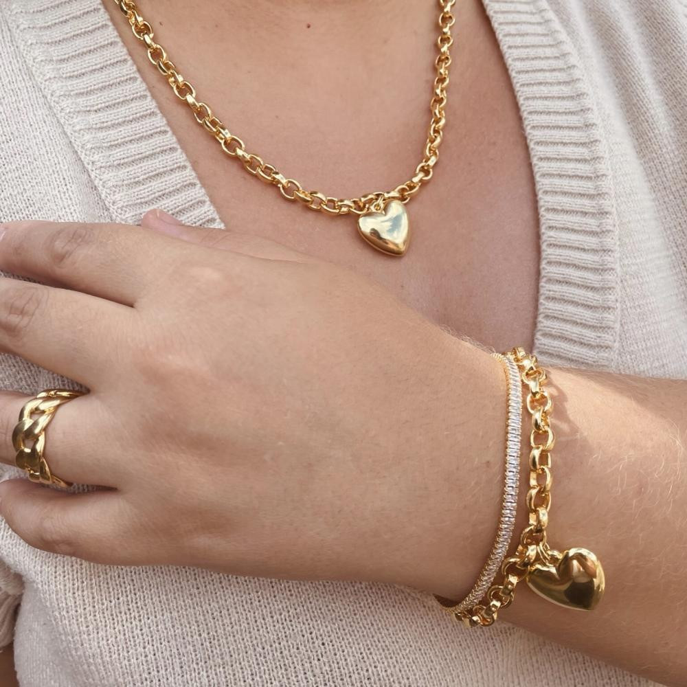 Colar Jasmin com pingente de coração na corrente elo português banhada a ouro 18k 