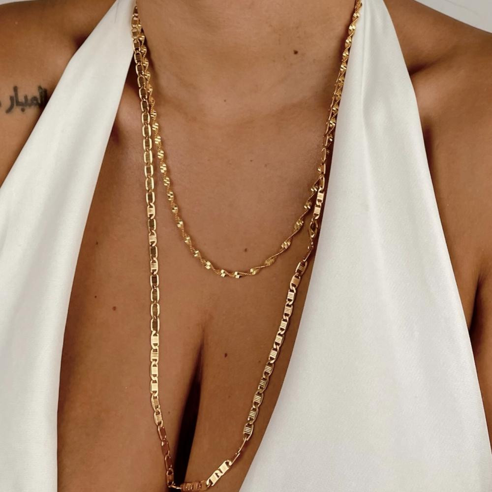 Colar longo Daiane com corrente grumet chapada banhado a ouro 18k