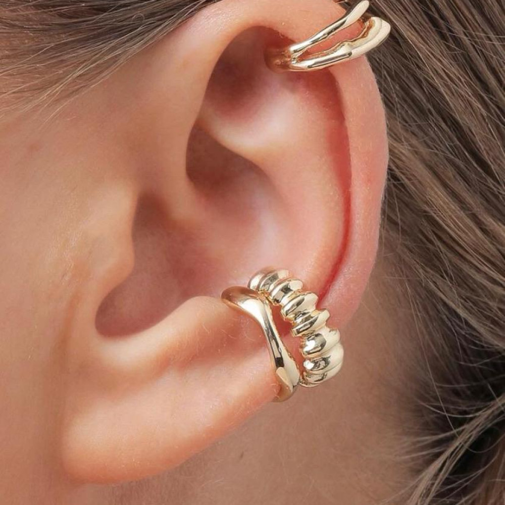 Brinco piercing fake Elo banhado a ouro 18k