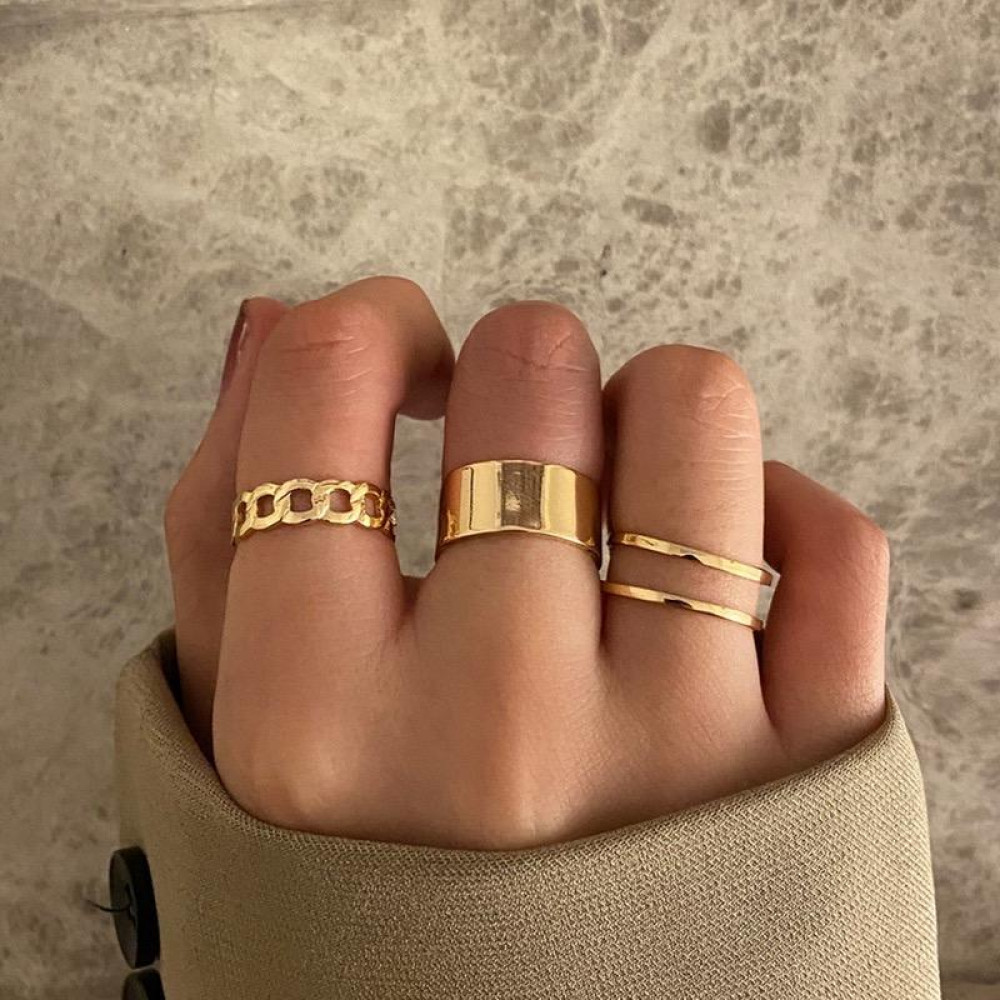 Anel Paula banhado a ouro 18k