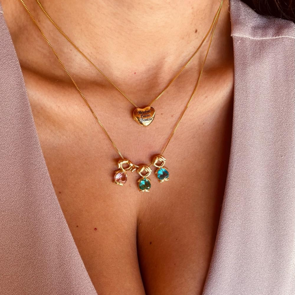 Colar com pingente de coração personalizado com nomes banhado a ouro 18k