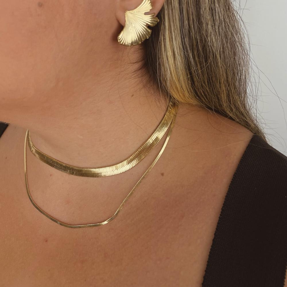 Brinco Jani atemporal banhado a ouro 18k