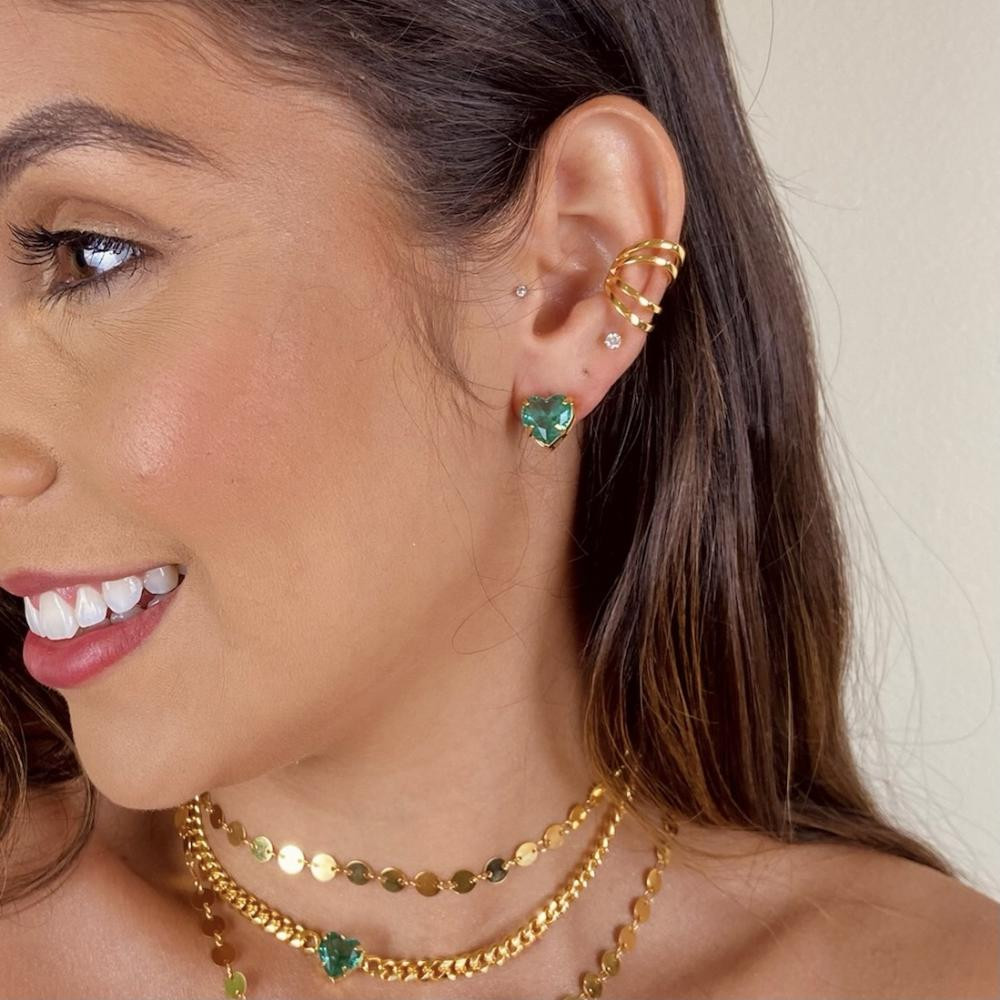 Brinco de coração Cecília banhado a ouro 18k escolha a cor a pedra