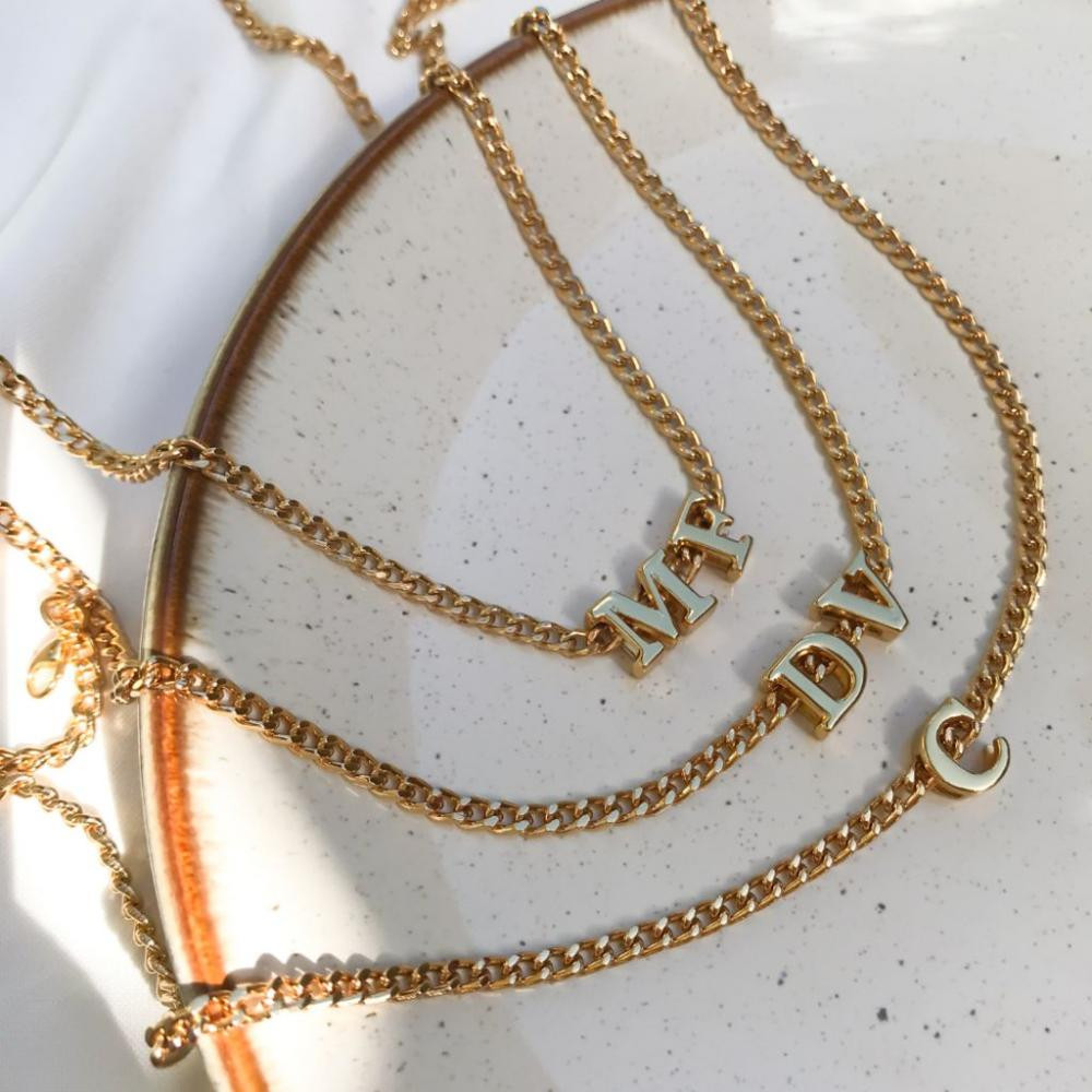 Colar personalizado com letra passantes banhado a ouro 18k