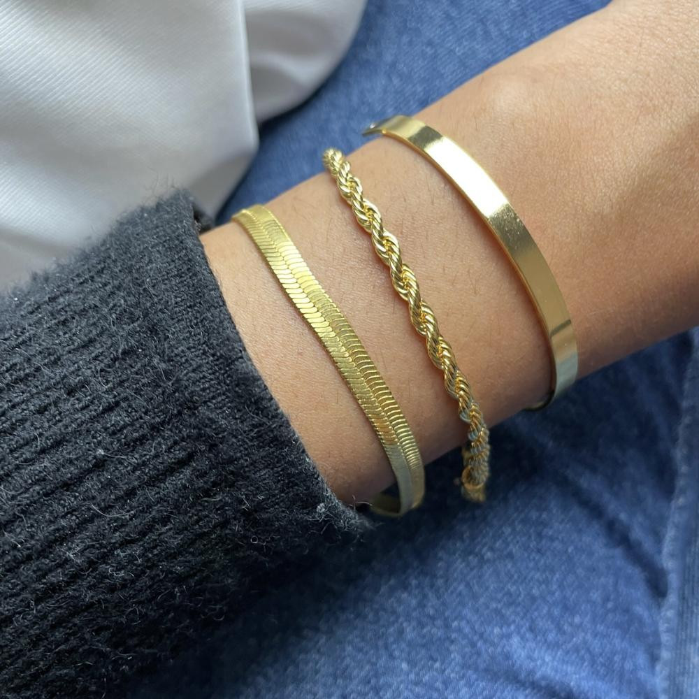 Bracelete Carol liso banhado a ouro 18k