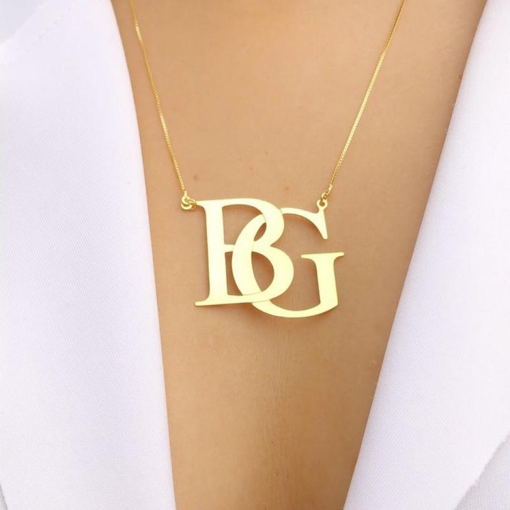 Colar monograma personalizado com iniciais 3cm banhado a ouro 18k