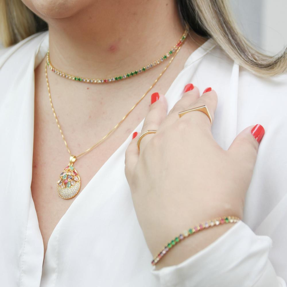Colar gota Naomi cravejado com zircônia colorida banhado a ouro 18k