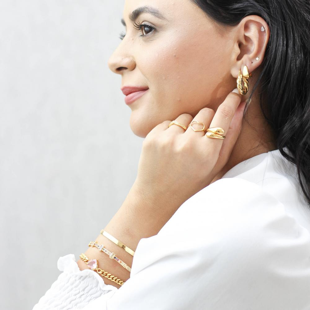 Brinco Julia de argola trançada banhado a ouro 18k 