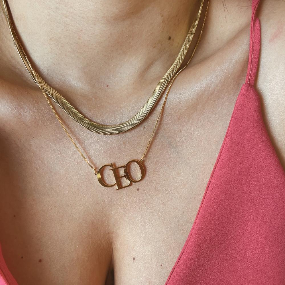 Colar monograma 3 letras banhado a ouro 18K