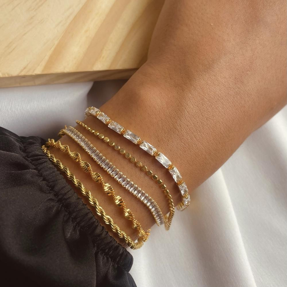 Pulseira Lia banhada a ouro 18k