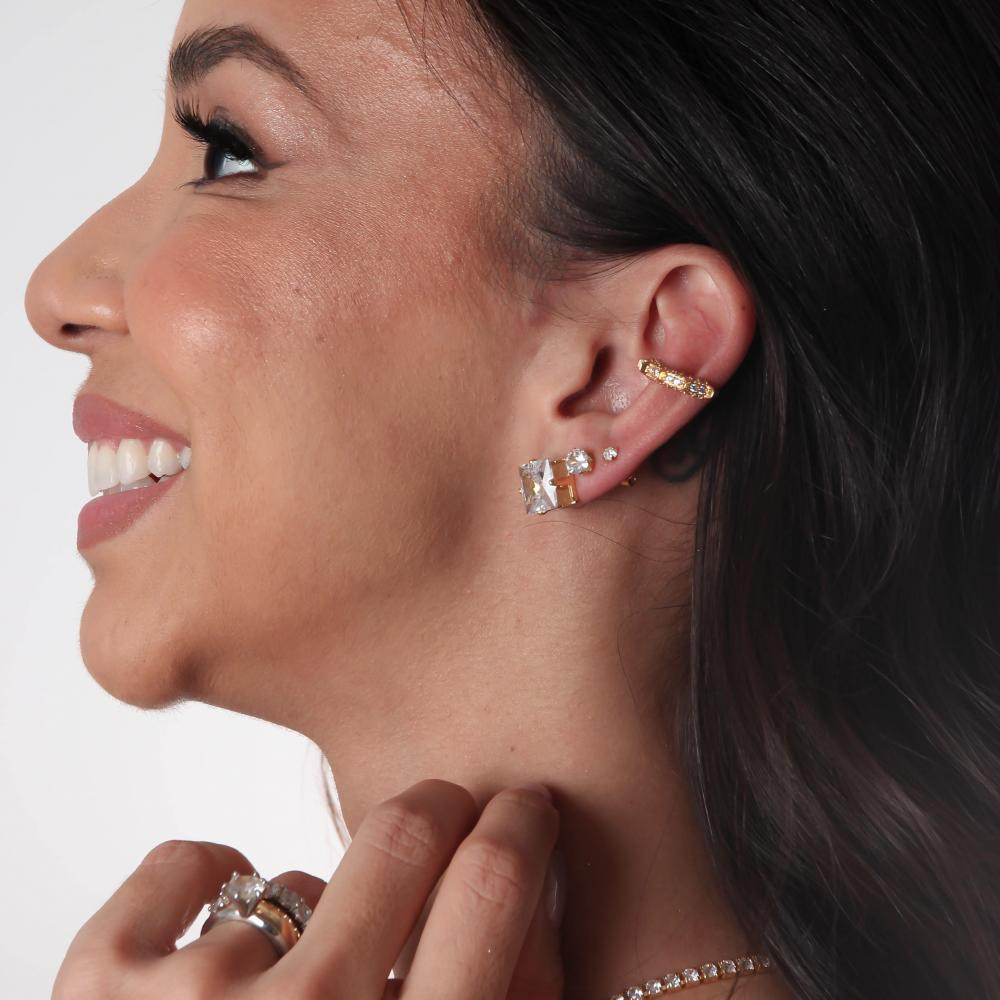 Piercing fake Érica cravejado banhado a ouro 18k 