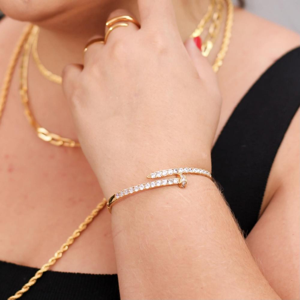 Bracelete Cintia de prego cravejado banhado a ouro 18k 