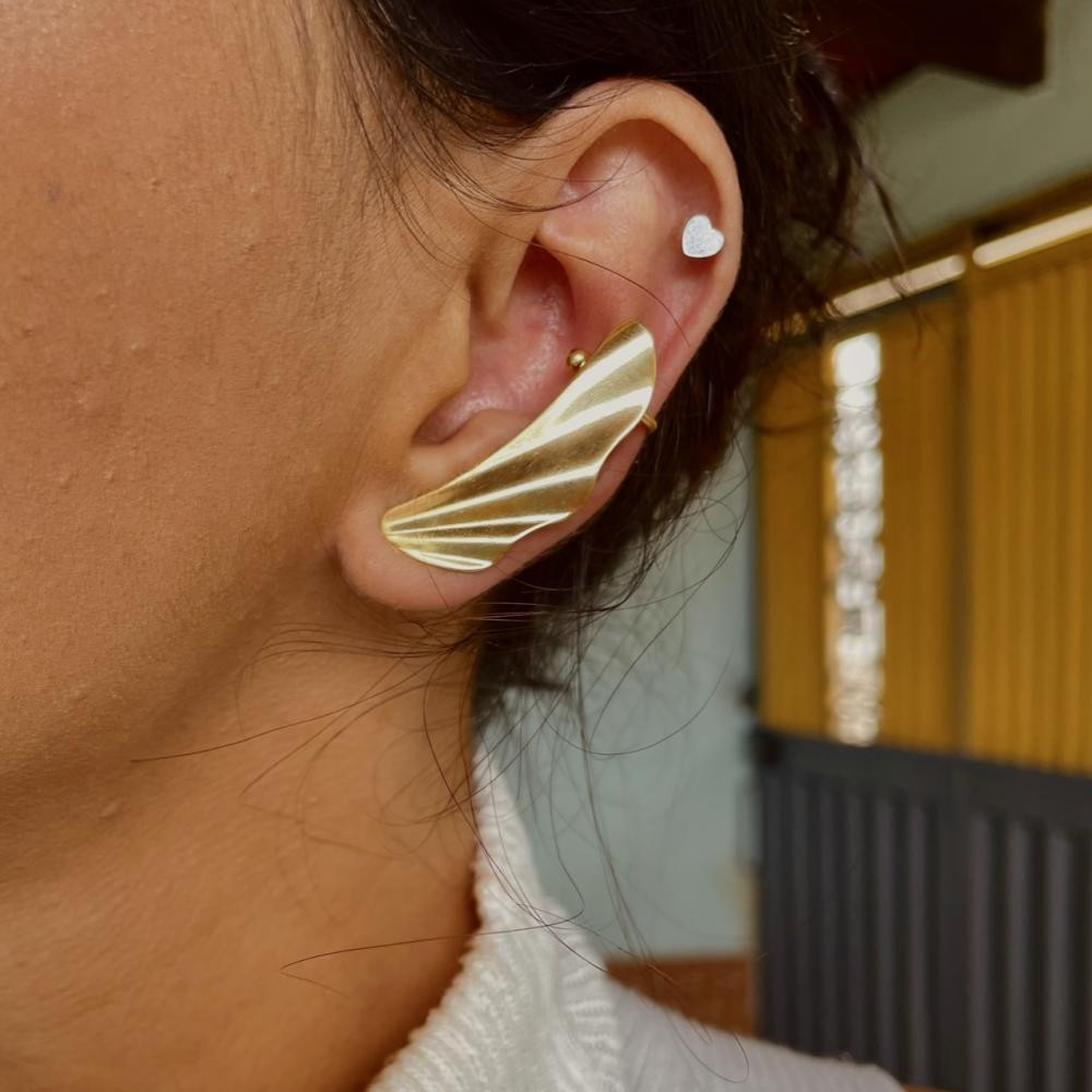 Brinco EarCuff de asa Angela banhado a ouro 18k