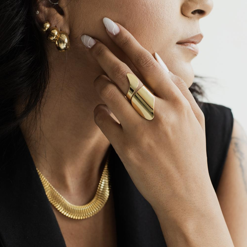 Trio de argolinhas lisas folheado a ouro 18k