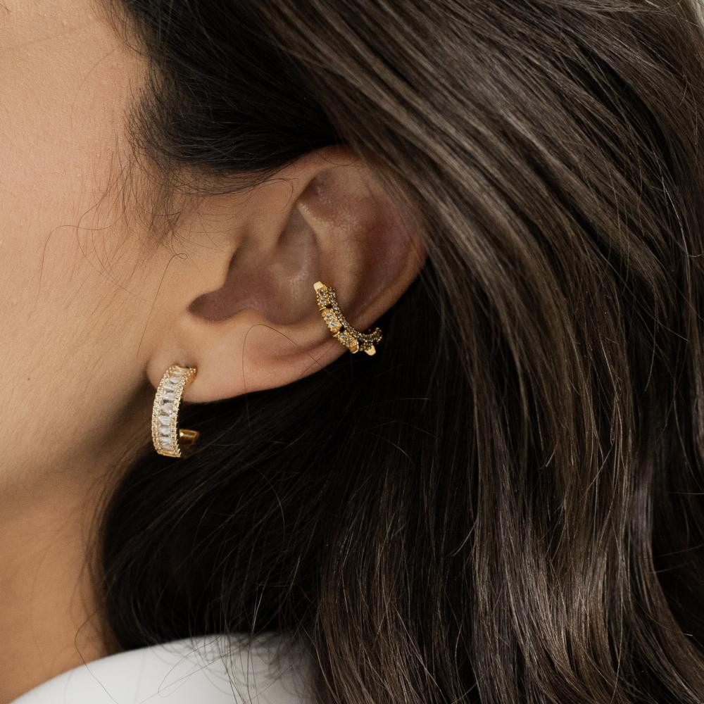 Piercing fake Érica cravejado banhado a ouro 18k 