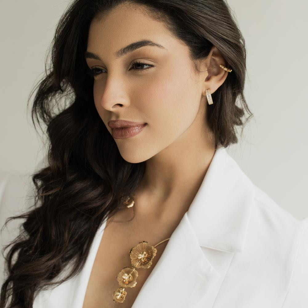Piercing fake Érica cravejado banhado a ouro 18k 