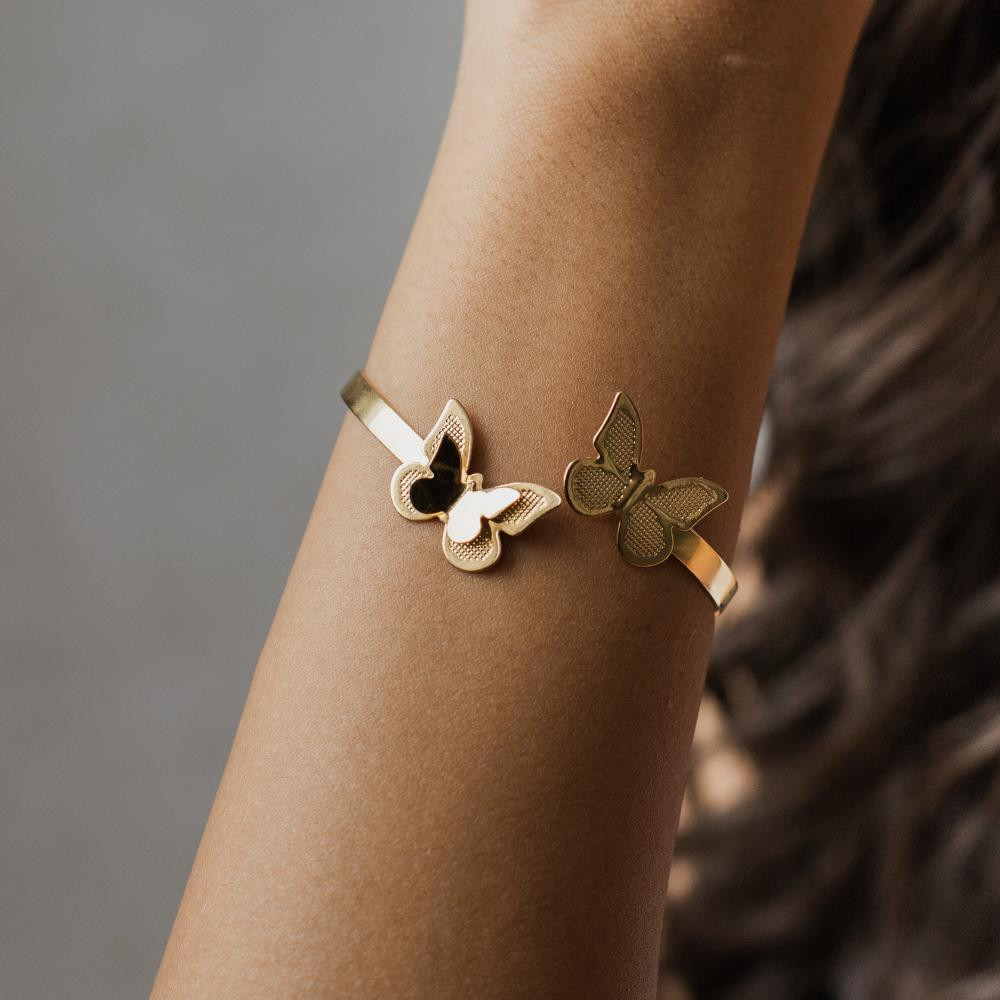Bracelete Manu de borboleta banhado a ouro 18k 