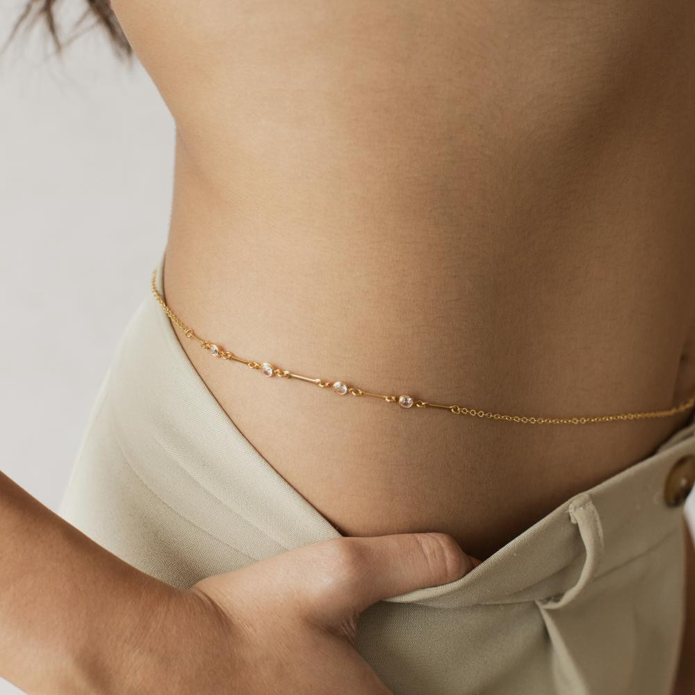 Body Chain Lena com pontos de luz cristal banhada a ouro 18k 