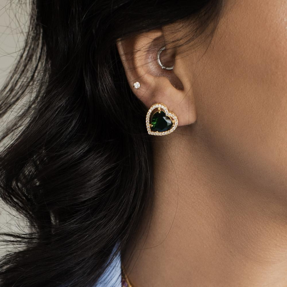 Conjunto de coração cravejado com zircônia Helena banhado a ouro 18k 