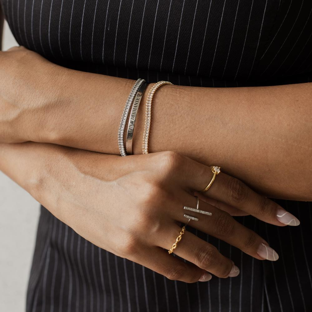 Bracelete personalizado com frase e símbolo 