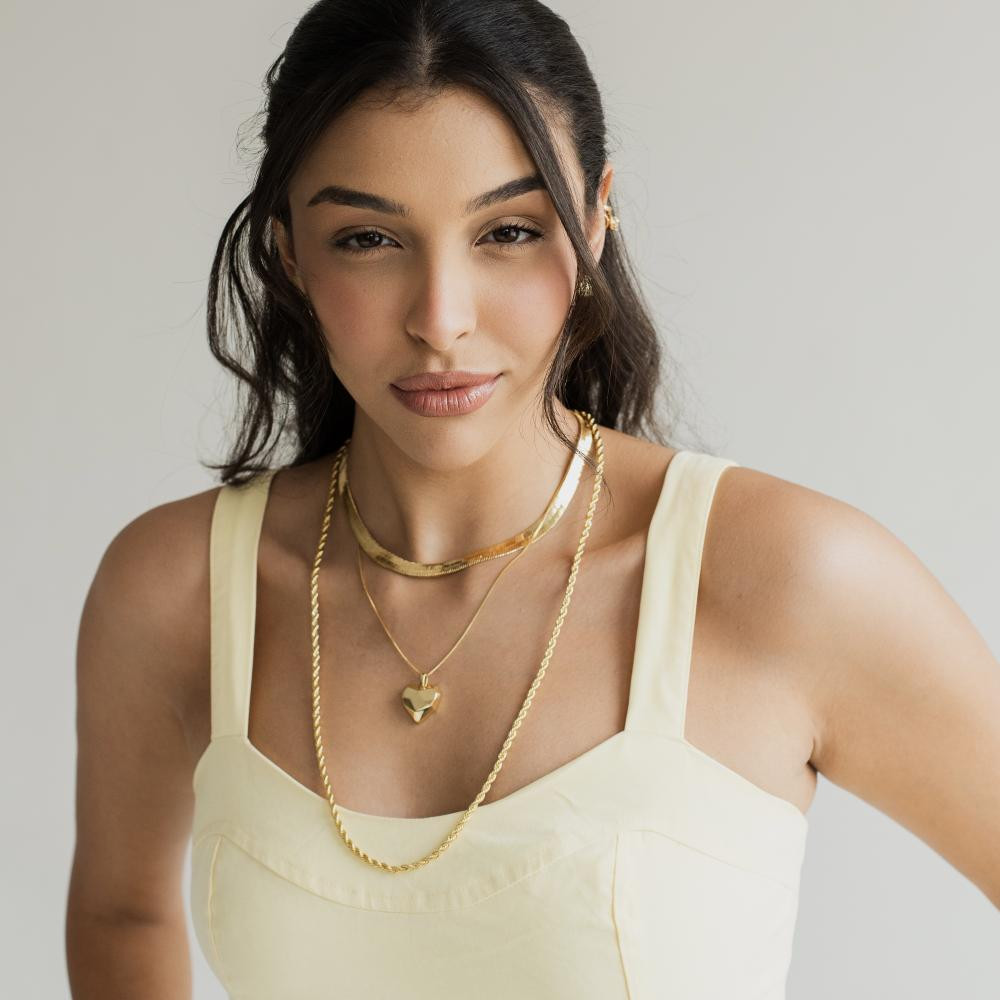 Colar Maya longo com corrente cabo de aço cordão baiano banhado a ouro 18k