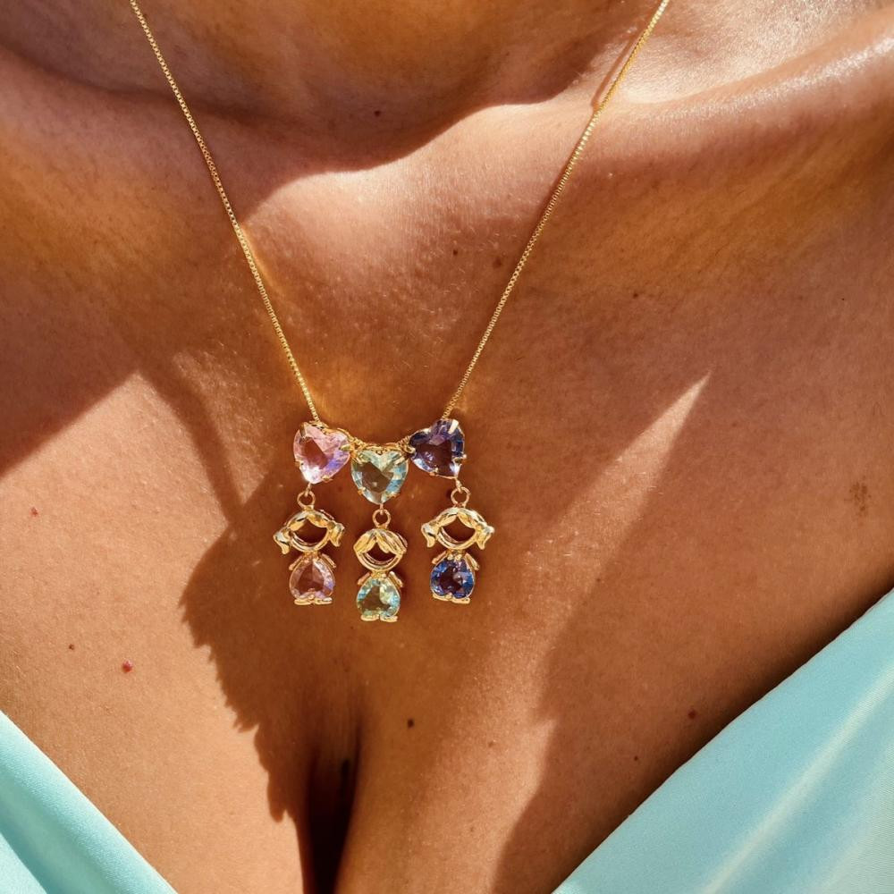 Colar personalizado com três pingente de coração e filho banhado a ouro 18k