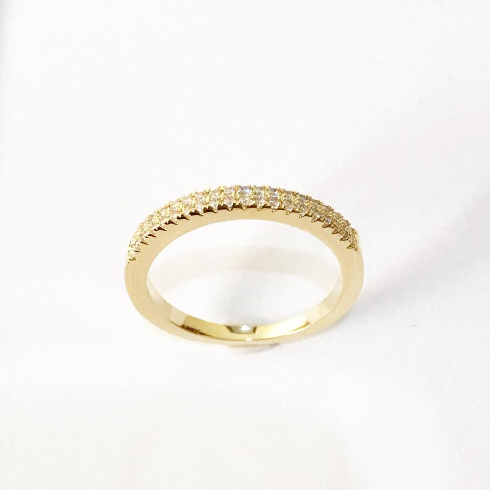 Anel Aparador de Aliança Cravejado com zircônia folheado a ouro 18k