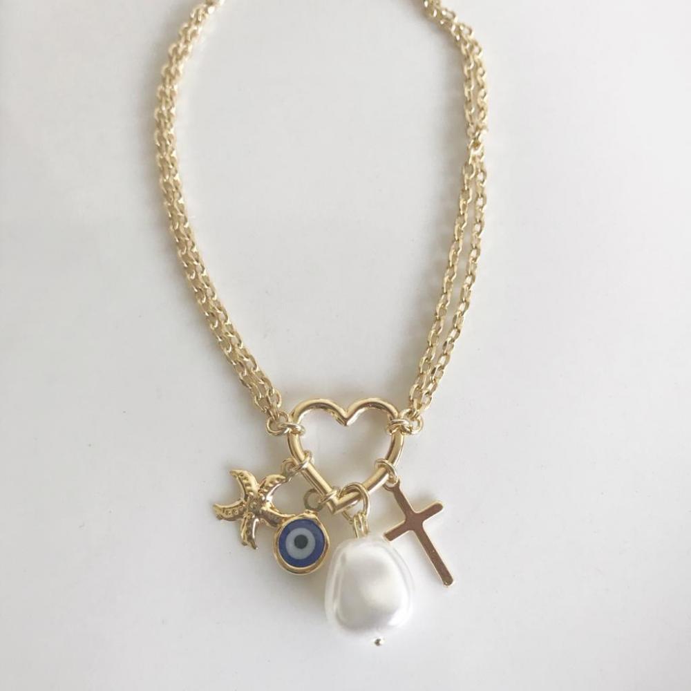 Pulseira coração com pingentes folheado a ouro 18k