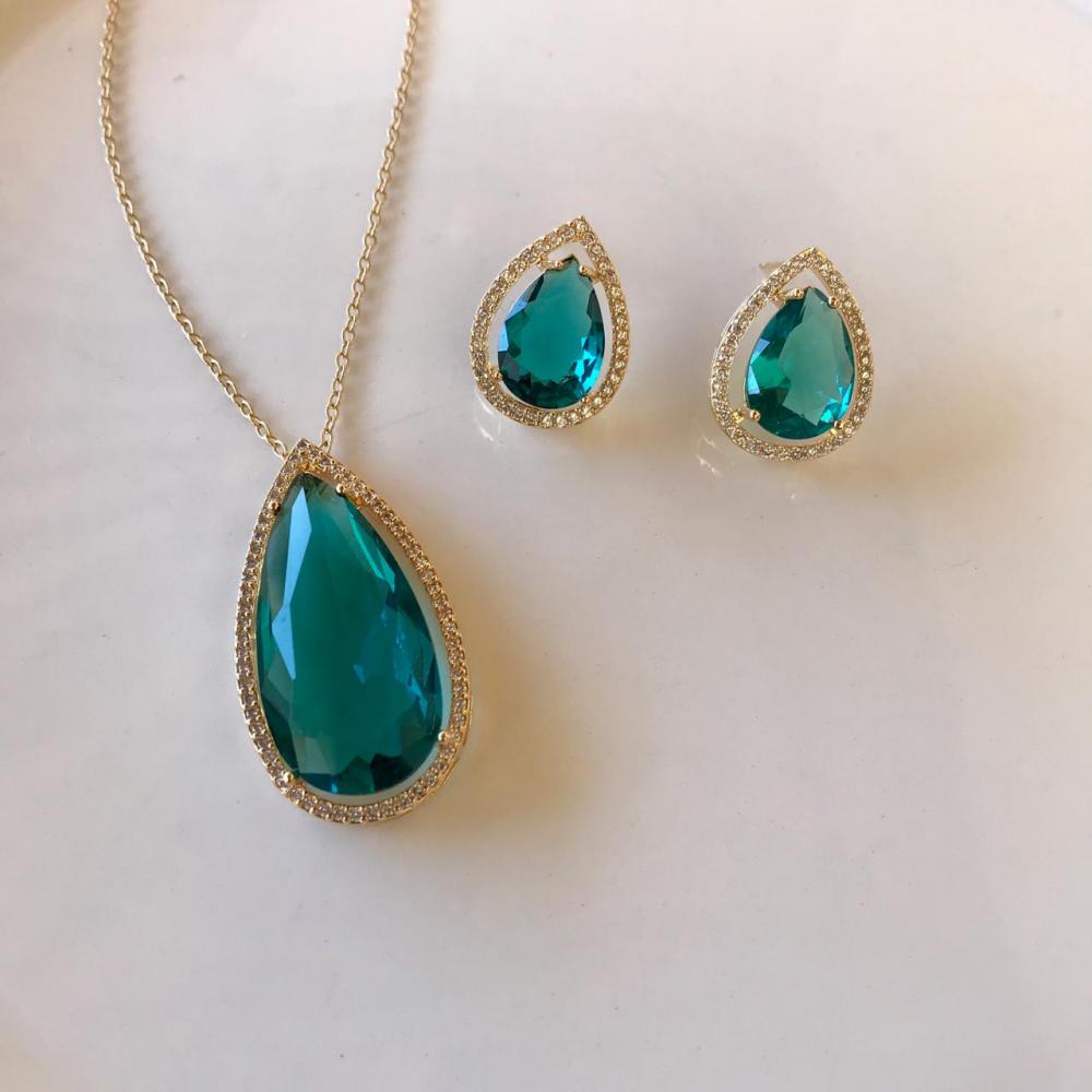 Conjunto colar e brinco com zircônia folheado a ouro 18k