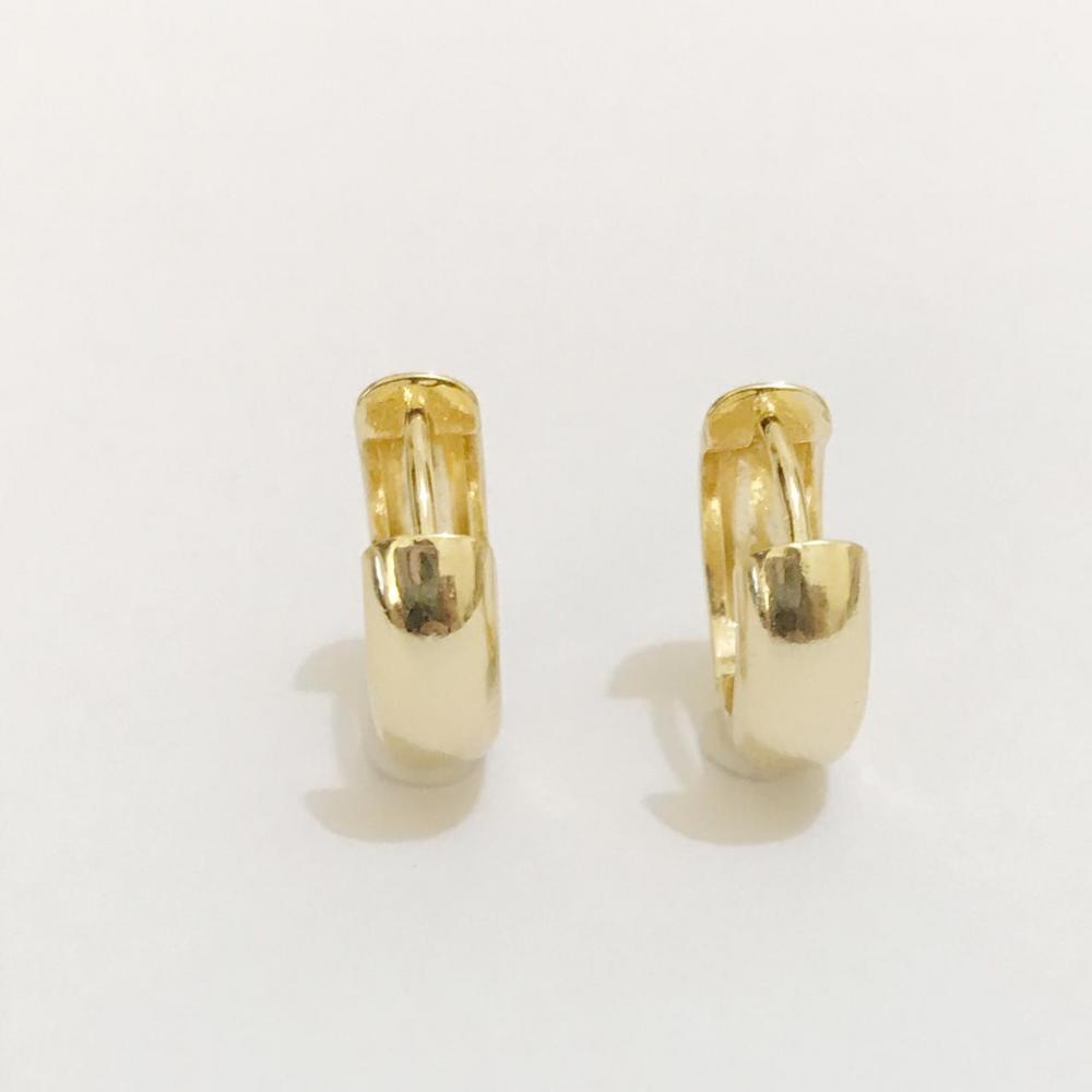 Brinco de argola lisa grande folheada a ouro 18k