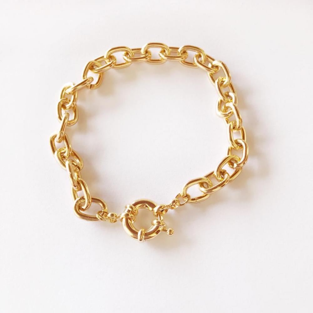 Pulseira elo correntaria com fecho boia folheada a ouro 18k