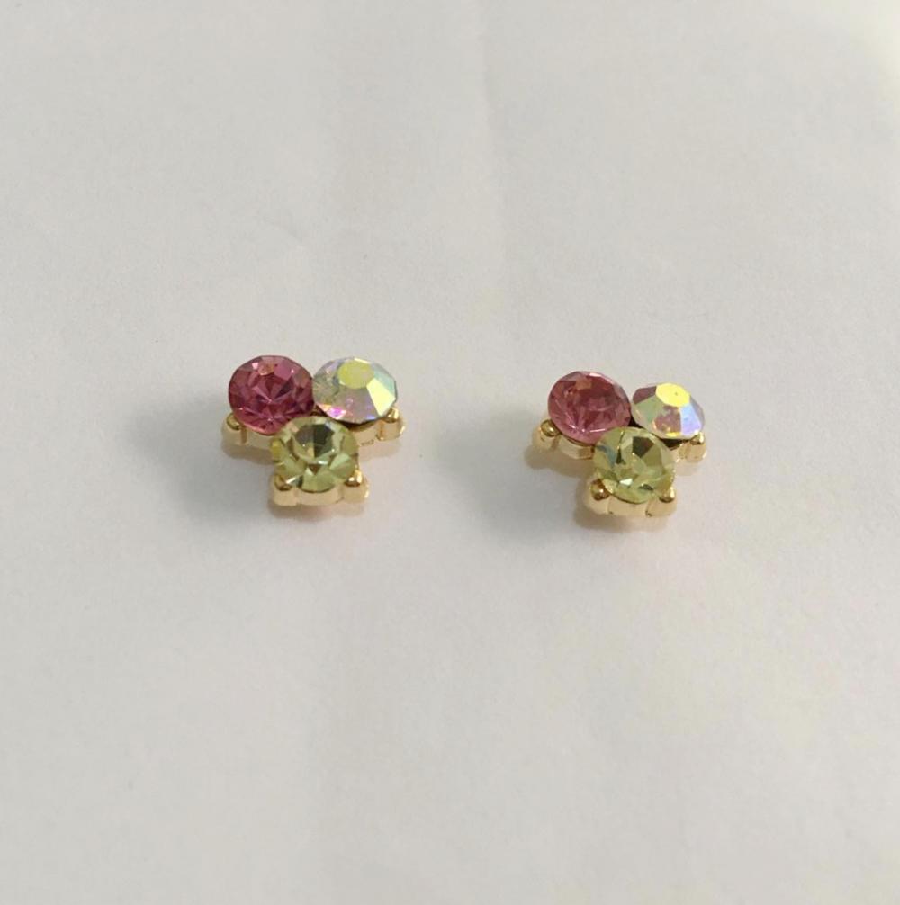 Brinco infantil com strass colorido folheado a ouro 18k