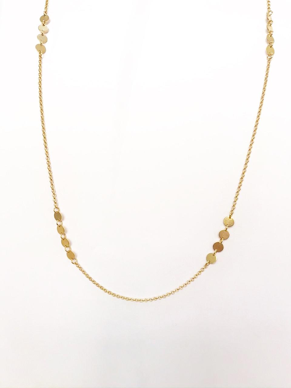 Colar longo com moedas pequenas folheado a ouro 18k