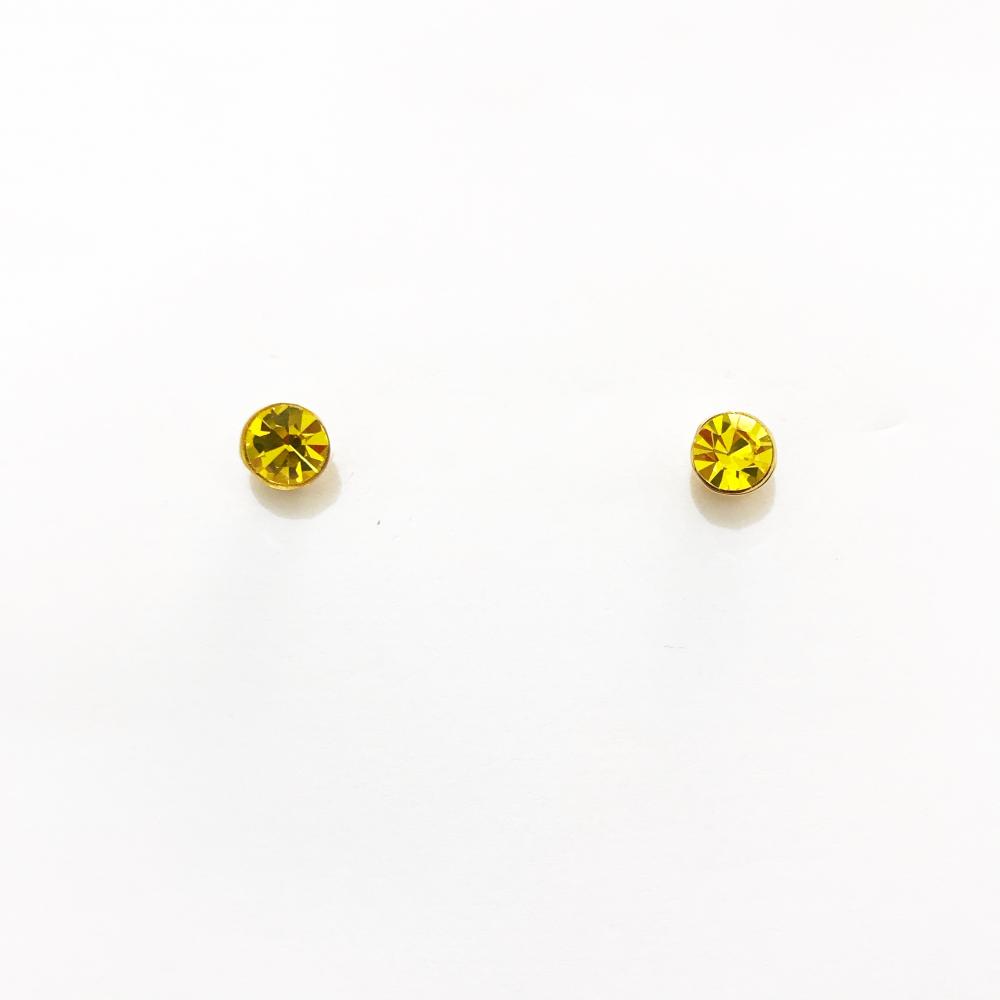  Brinco de ponteira de strass folheado a ouro 18k