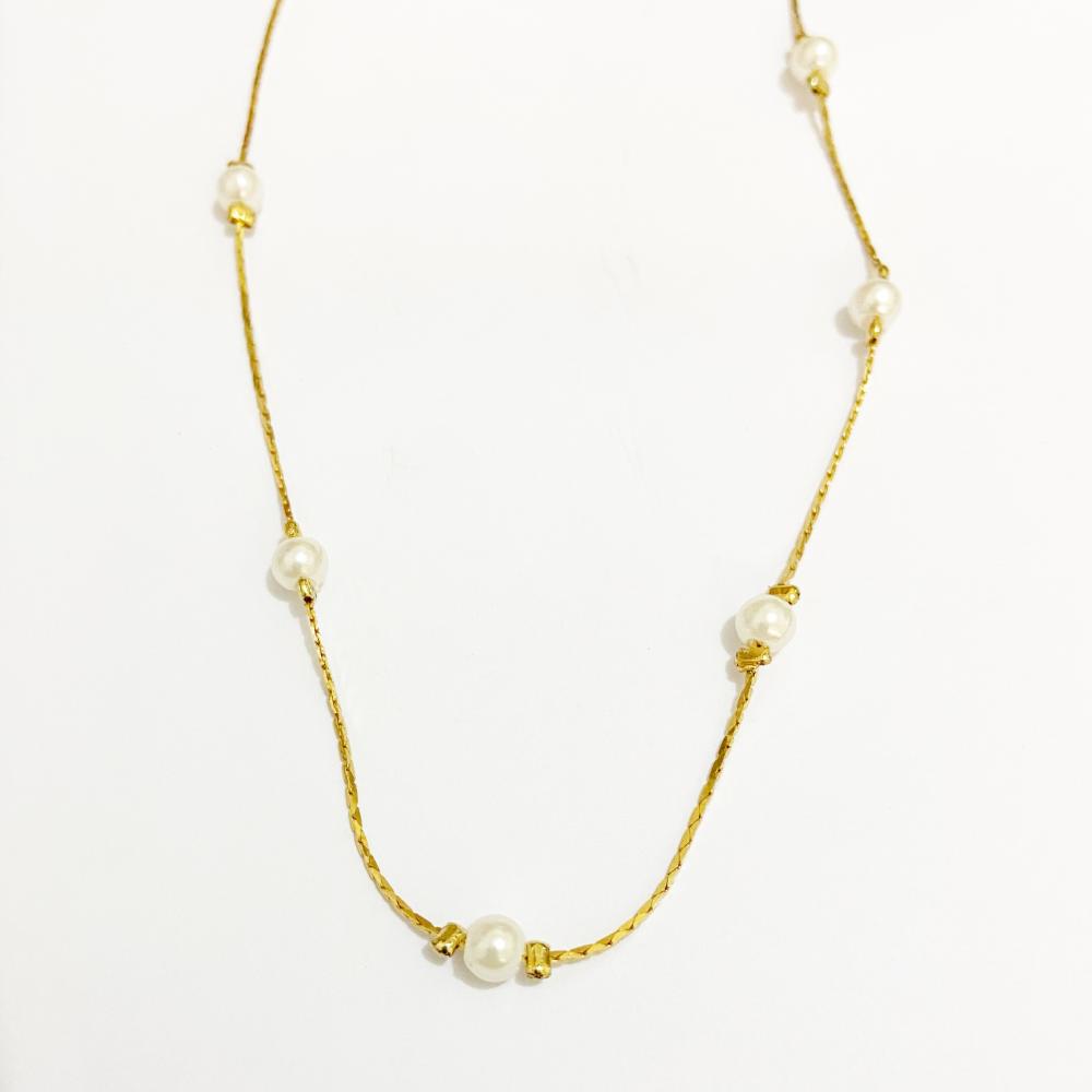 Choker com perolas pequenas folheada a ouro 18k 