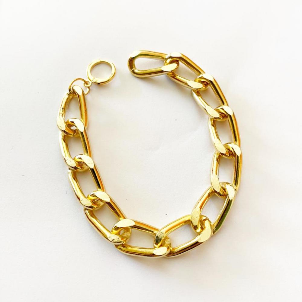 Pulseira de elos grandes folheado a ouro 18k