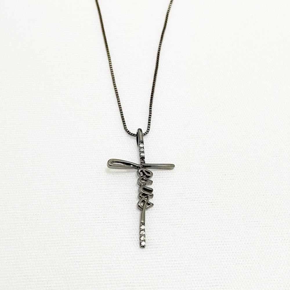 Colar com nome Jesus com zircônia cravejada na cor ródio negro grafite 