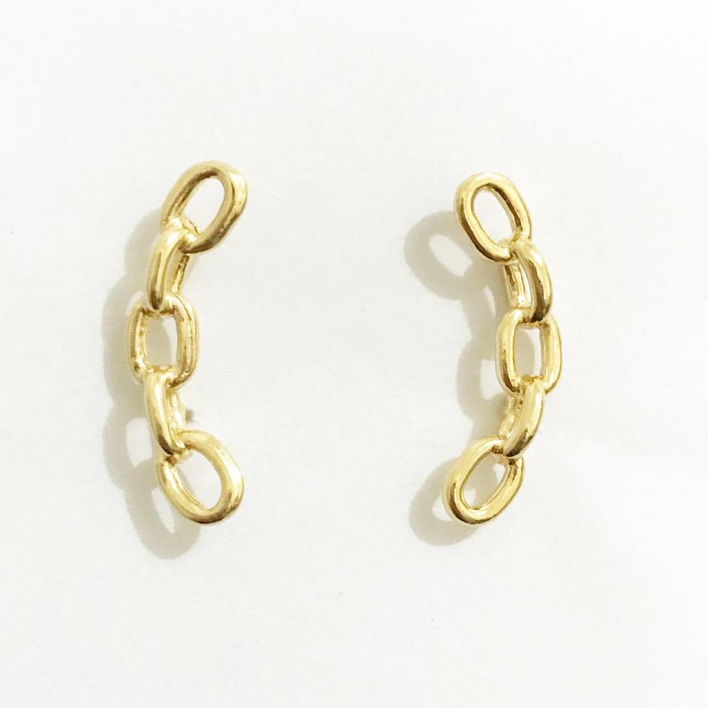 Brinco earcuff  de corrente folheado a ouro 18k 