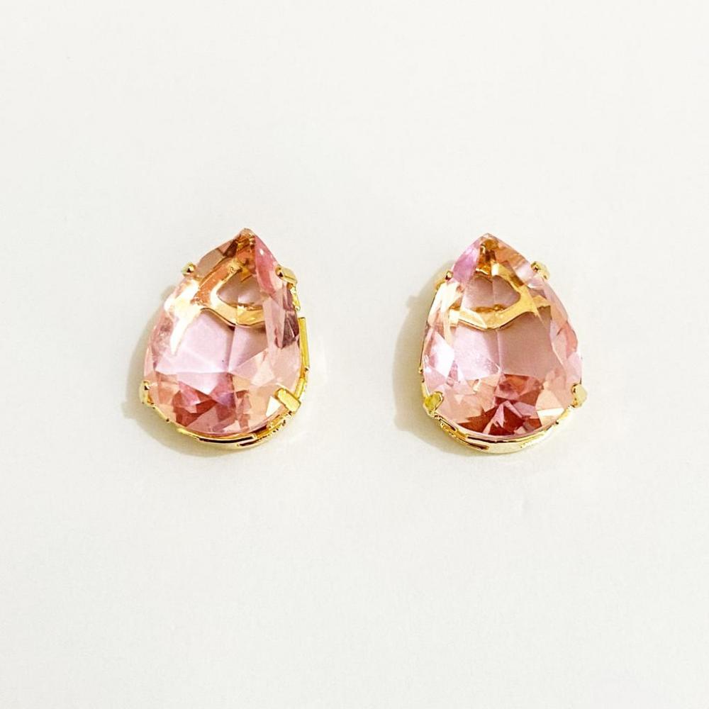 Brinco de gota no light rose folheado a ouro 18k 