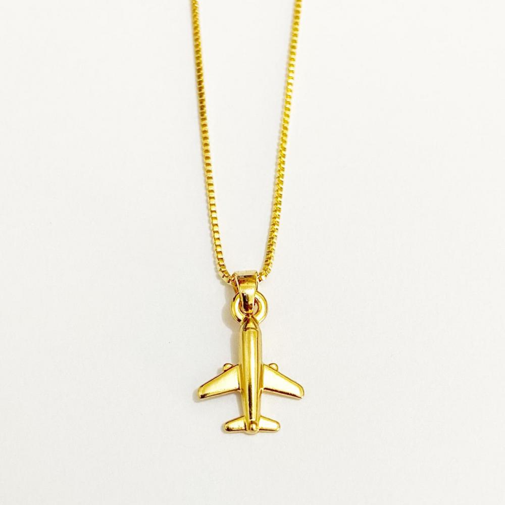 Colar com pingente de avião minimalista folheado a ouro 18k 