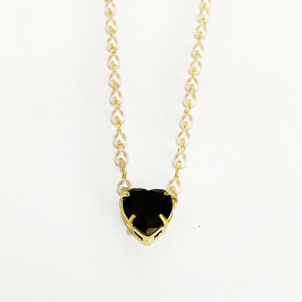 Colar de pérolas com pingente de coração folheado a ouro 18k 
