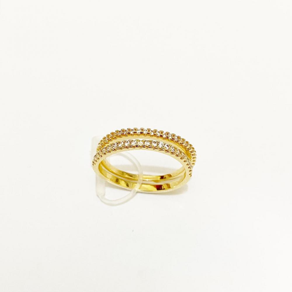 Anel aparador de aliança cravejado com zircônia folheado a ouro 18k