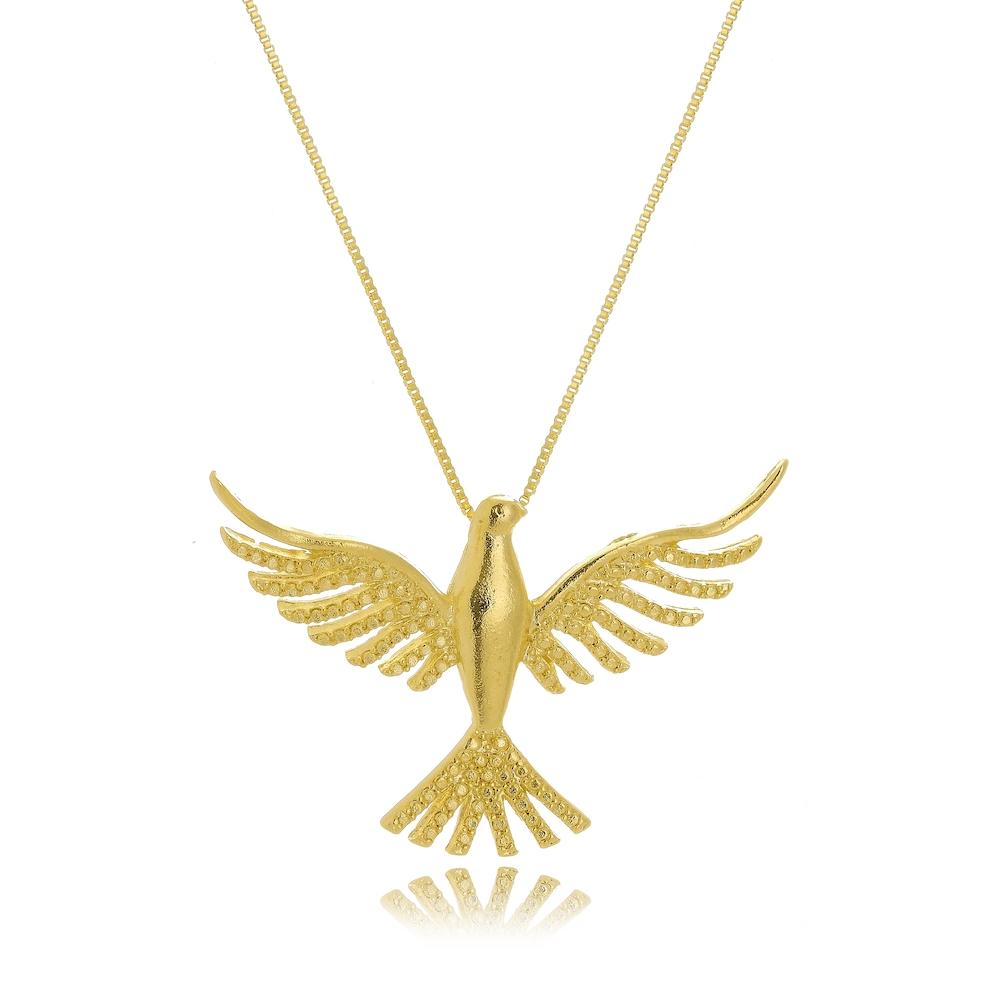 Colar com pingente de pomba do Espírito Santo folheado a ouro 18k