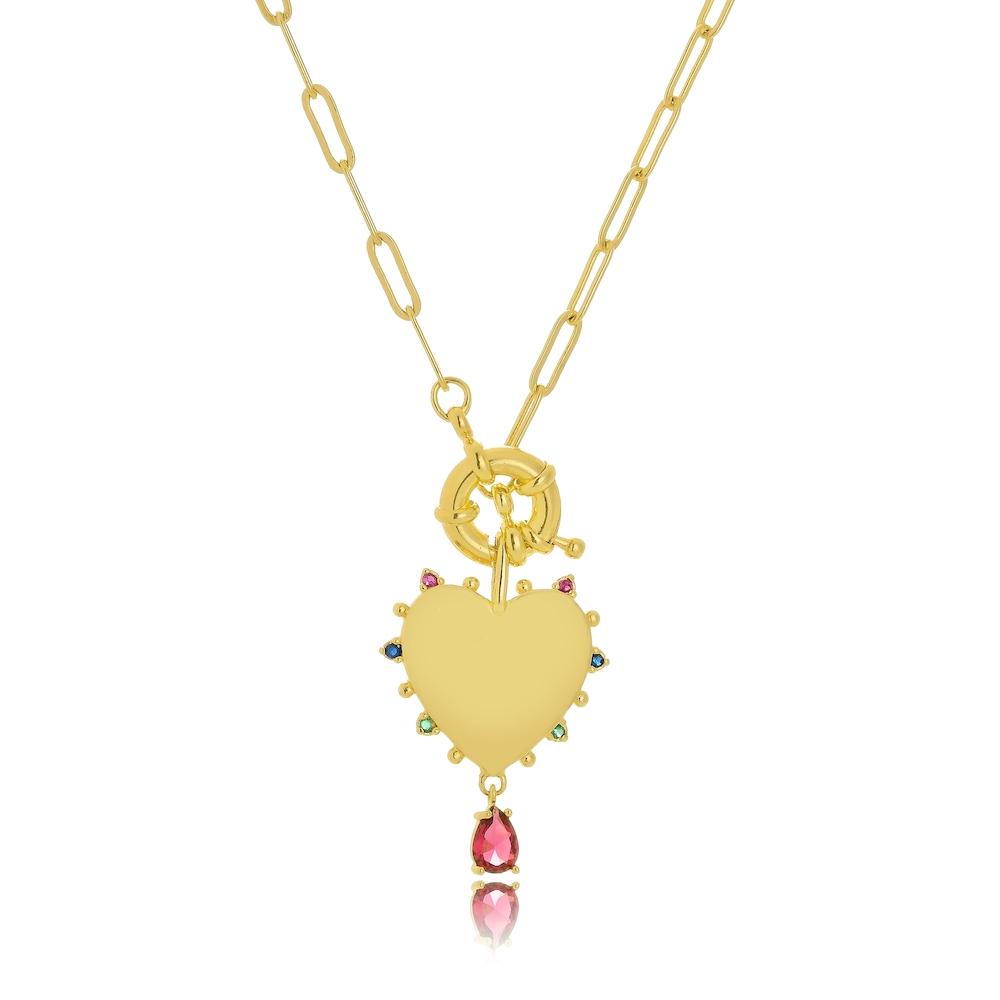 Colar com corrente retangular e pingente de coração com zircônia cravejada colorida folheado a ouro 18k