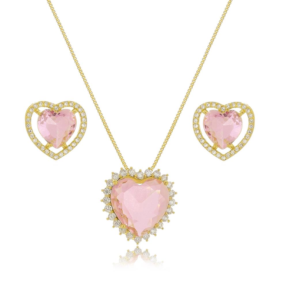 Conjunto de coração médio cravejado com zircônia folheado a ouro 18k 