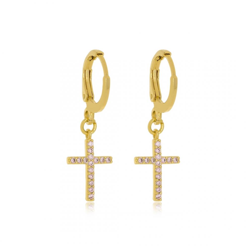 Argola click com pingente de cruz cravejada folheado a ouro 18k