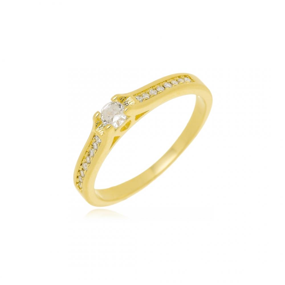 Anel cravejado com zircônia Folheado a ouro18k