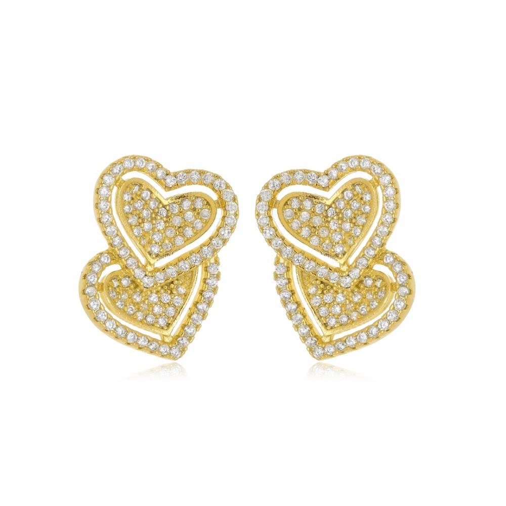 Brinco com dois corações cravejados folheado a ouro 18k 