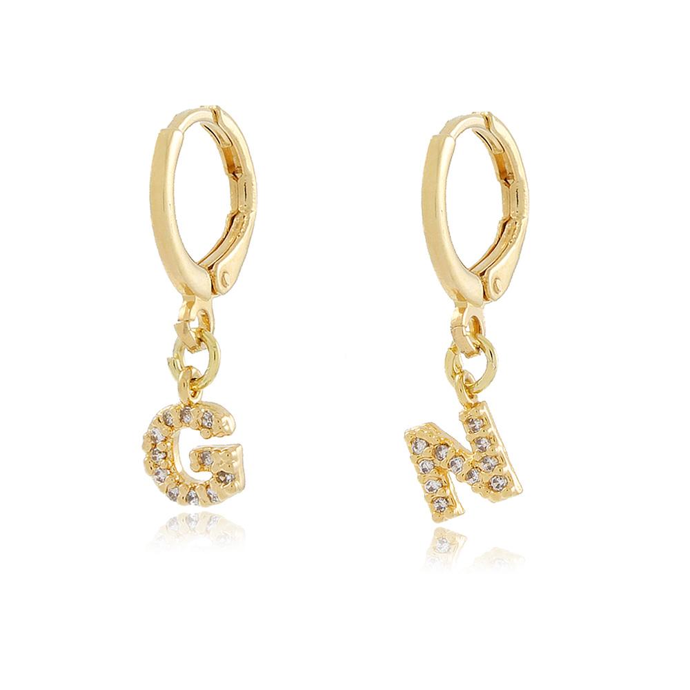 Brinco personalizado de argola click com letras cravejadas personalizadas banhado a ouro 18k