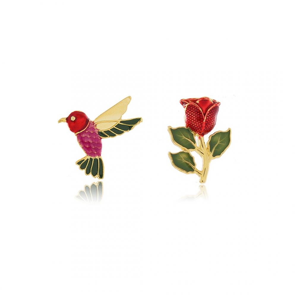 Brinco resinado de beija-flor banhado a ouro 18k